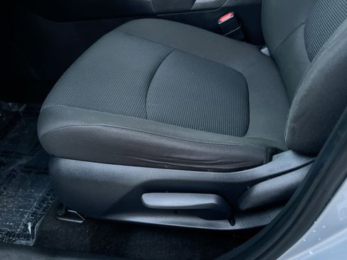 Used 2024 Toyota RAV4 LE image 18