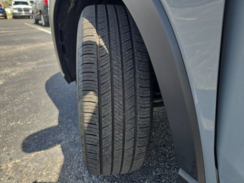 Certified 2025 Honda HR-V Sport image 29