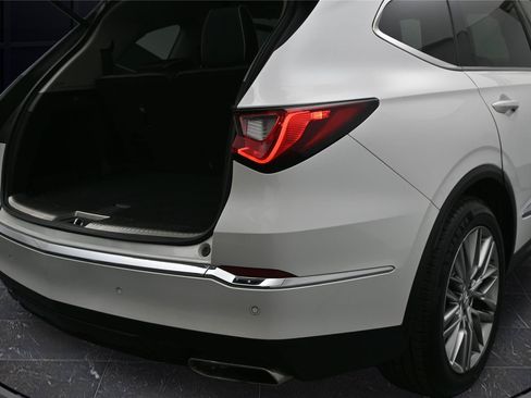Used 2023 Acura MDX SH-AWD w/ Advance Package image 15