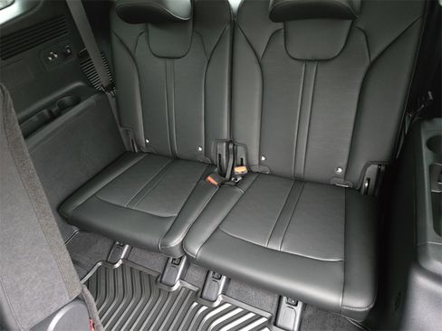 New 2026 Kia Sorento S image 20