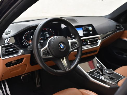 Used 2021 BMW 330i w/ M Sport Package image 18