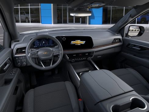 New 2026 Chevrolet Tahoe LS image 17
