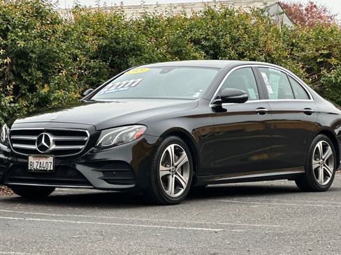 Used 2020 Mercedes-Benz E 350 Sedan image 7