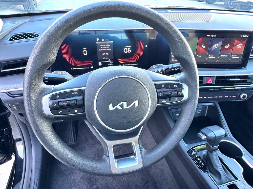 Used 2026 Kia K5 LXS FWD image 28