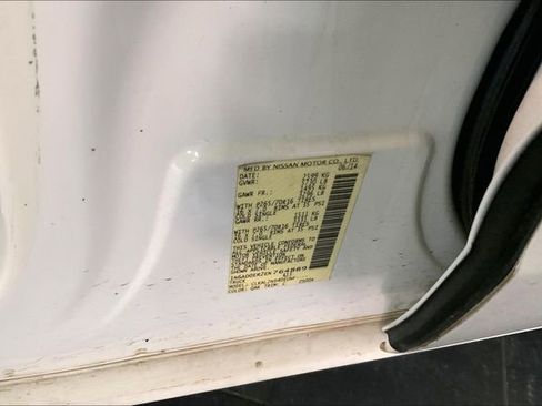 Used 2014 Nissan Frontier SV w/ SV Value Truck Package image 12