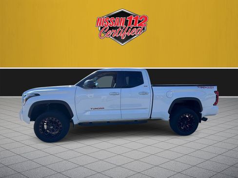 Used 2022 Toyota Tundra SR5 AWD/4WD image 8