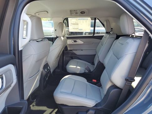 New 2026 Ford Explorer Active w/ Active Comfort Package image 25