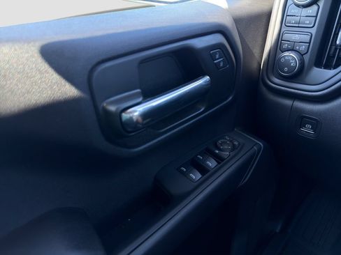 Used 2024 Chevrolet Silverado 1500 Custom Trail Boss w/ LPO, Dark Essentials Package AWD/4WD image 12