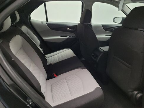 Used 2020 Chevrolet Equinox LS FWD image 19