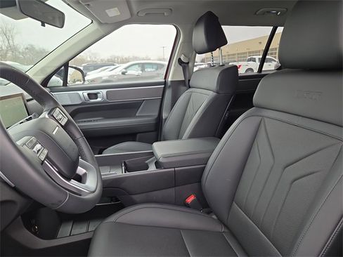 Used 2025 Hyundai Santa Fe XRT w/ Tow & Go Package image 23