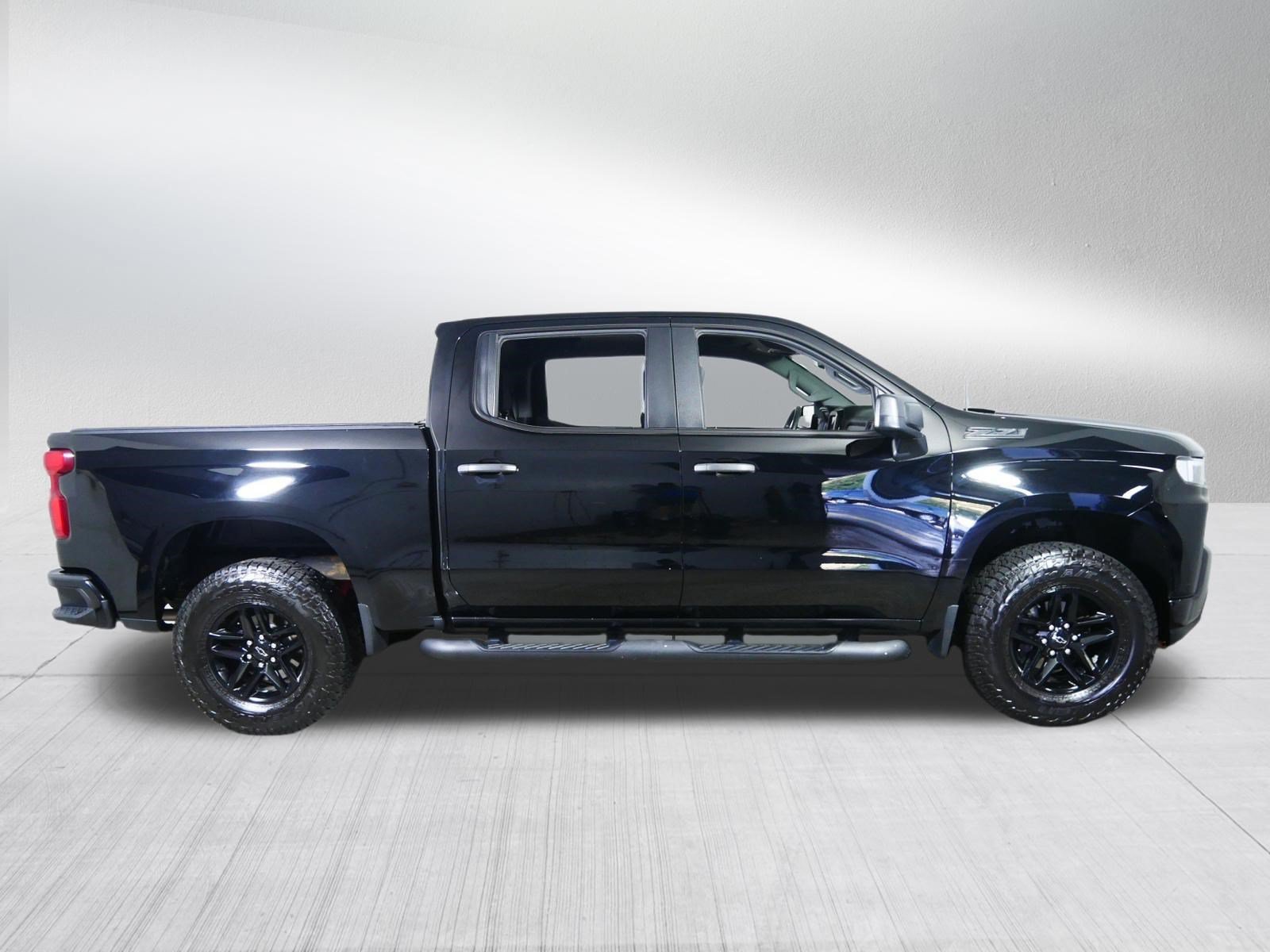 Used 2021 Chevrolet Silverado 1500 Custom Trail Boss w/ Midnight Edition AWD/4WD image 8