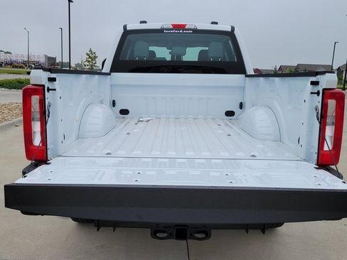 New 2025 Ford F250 XL w/ FX4 Off-Road Package image 12