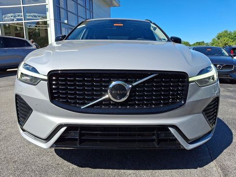 Certified 2024 Volvo XC60 B5 Plus w/ Climate Package AWD/4WD image 2
