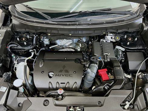 Used 2024 Mitsubishi Outlander Sport AWD image 33