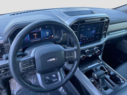 Used 2024 Ford F150 Lariat w/ FX4 Off-Road Package image 9