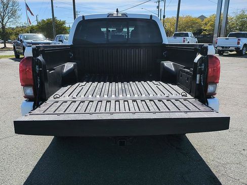 Used 2021 Toyota Tacoma SR image 27