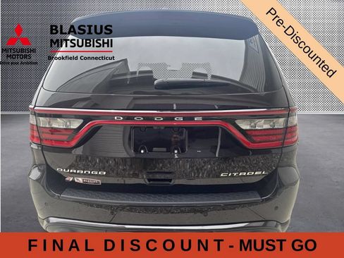 Used 2024 Dodge Durango Citadel w/ Tow 'N Go Group AWD/4WD image 7