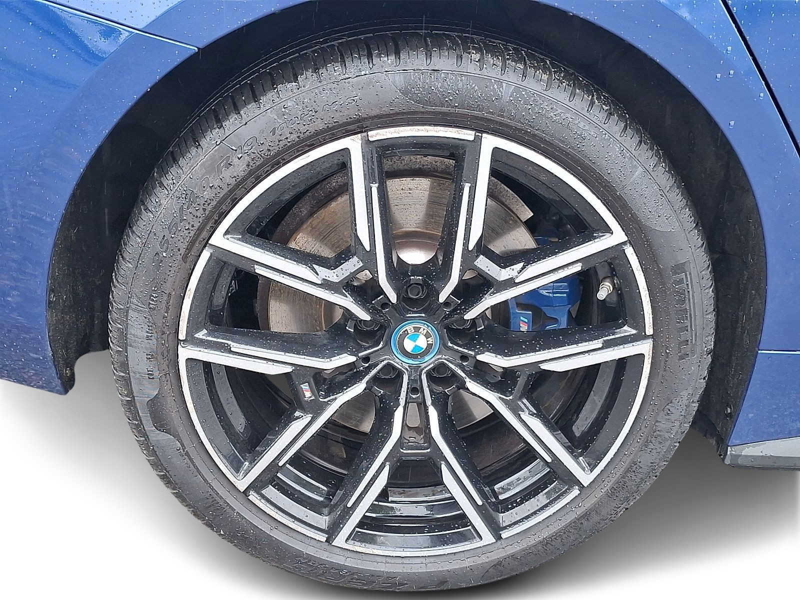 Used 2024 BMW i4 xDrive40i w/ M Sport Package AWD/4WD image 6
