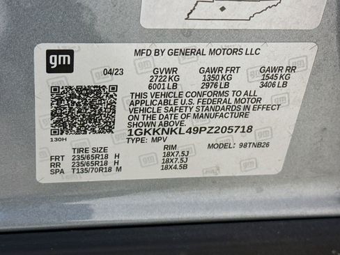 Used 2023 GMC Acadia SLE w/ Driver Convenience Package FWD image 40