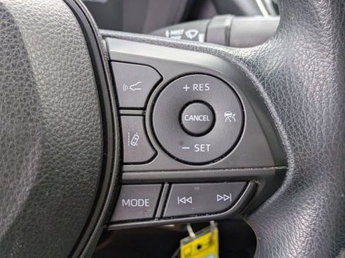 Used 2022 Toyota Corolla LE FWD image 26