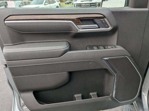 New 2026 GMC Sierra 1500 SLE w/ X31 Off-Road Package image 15