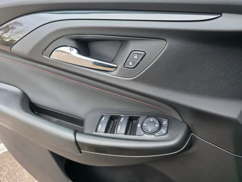 Used 2023 Chevrolet TrailBlazer RS w/ Convenience Package image 12