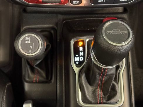 Used 2023 Jeep Gladiator Rubicon w/ Cold Weather Group AWD/4WD image 36