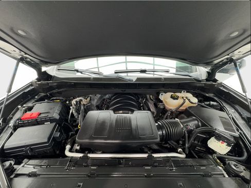 Used 2024 Chevrolet Tahoe LT RWD image 17