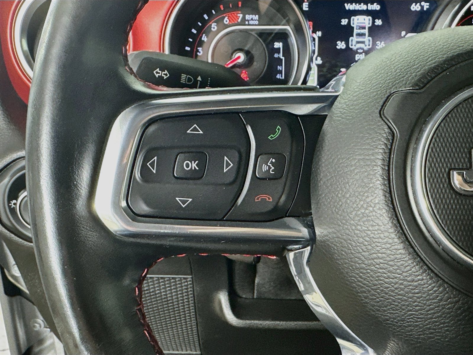 Used 2021 Jeep Wrangler Unlimited Rubicon AWD/4WD image 17