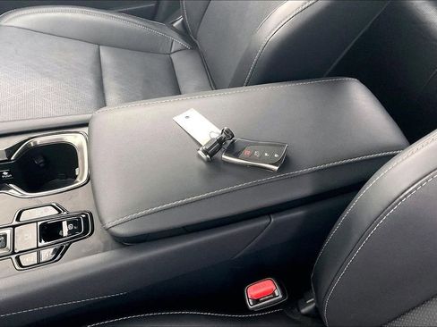 Used 2023 Lexus RX 350 image 13