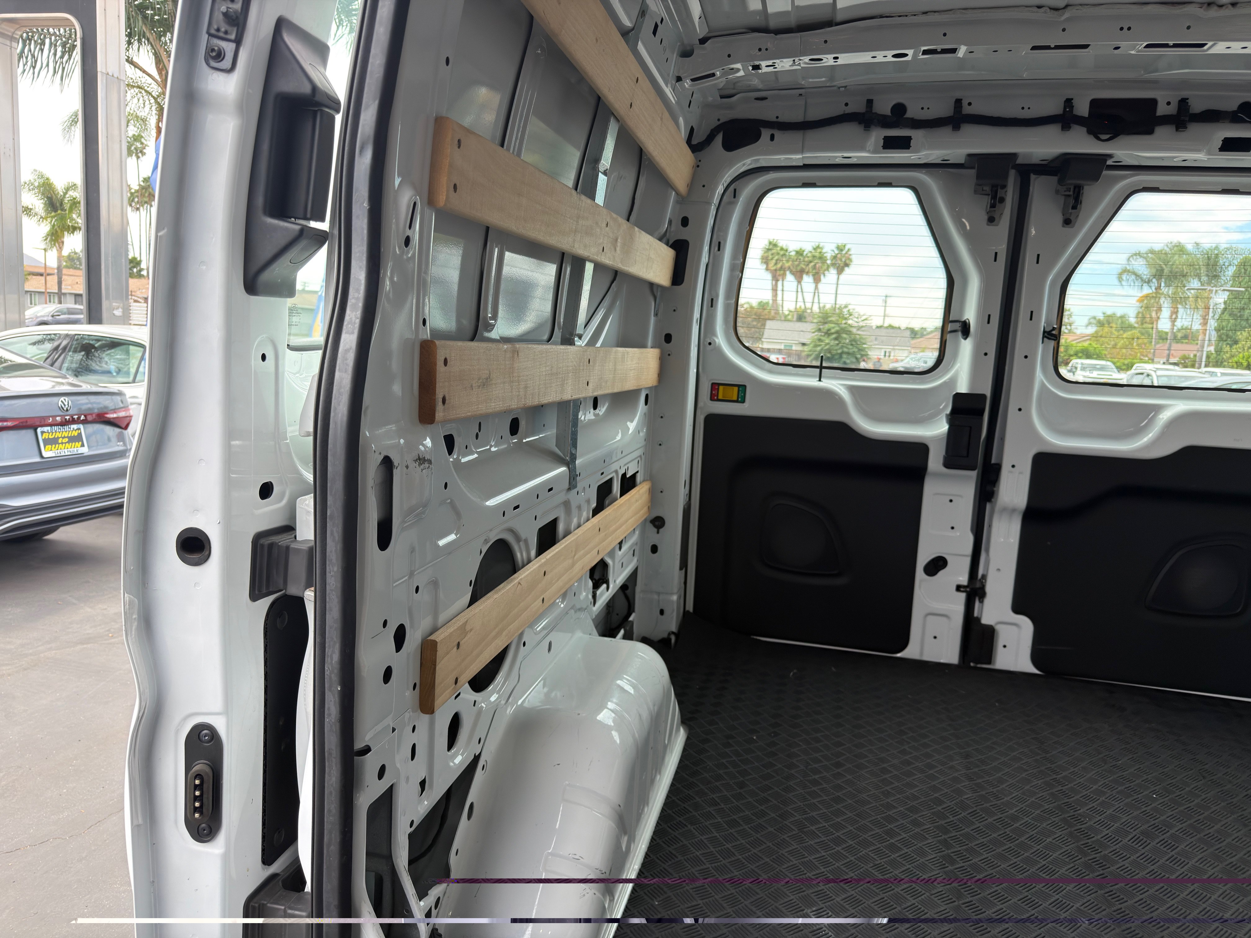 Used 2025 Ford Transit 250 Low Roof w/ Exterior Upgrade Package RWD image 15