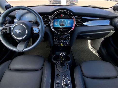 Certified 2024 MINI Cooper SE image 16