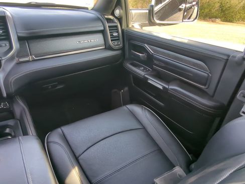 Used 2020 RAM 3500 Limited image 14