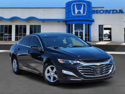 Used 2025 Chevrolet Malibu LS w/ Driver Confidence Package