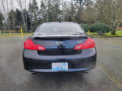 Used 2013 INFINITI G37 x w/ Premium Pkg image 6