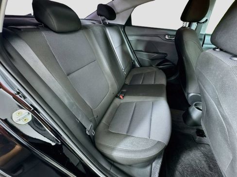 Used 2022 Hyundai Accent SE FWD image 26