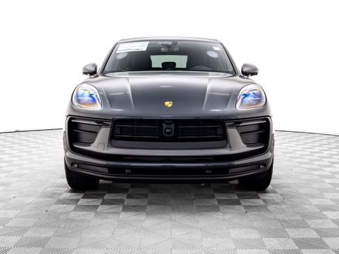 New 2026 Porsche Macan Turbo AWD/4WD image 9
