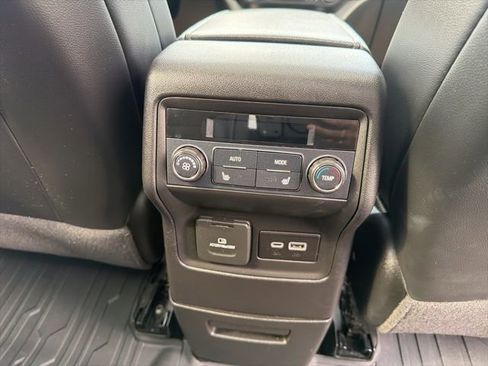 Used 2022 GMC Acadia Denali w/ Black Diamond Edition AWD/4WD image 20