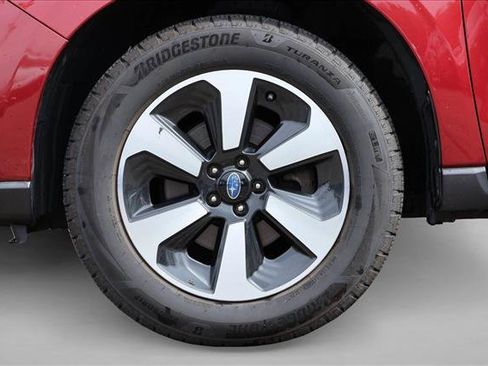 Used 2018 Subaru Forester 2.5i Premium AWD/4WD image 9
