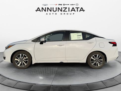 New 2025 Nissan Versa SV w/ Trunk Package FWD image 2