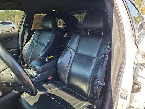 Used 2021 Dodge Charger SXT w/ Leather Interior Group RWD image 17