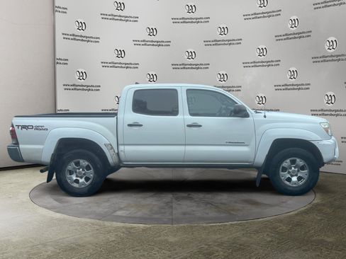 Used 2014 Toyota Tacoma PreRunner w/ TRD Off-Road Package RWD image 6