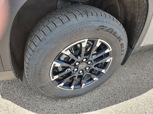 Certified 2024 Chevrolet Traverse Z71 AWD/4WD image 58