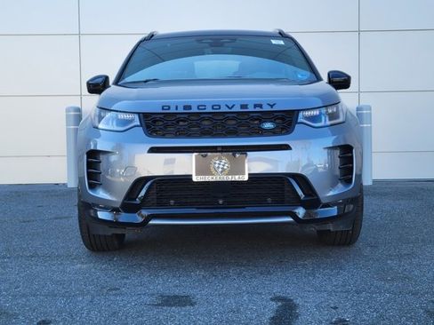 Used 2025 Land Rover Discovery Sport Dynamic SE image 7