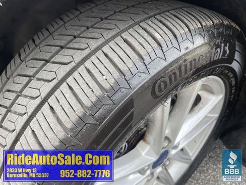 Used 2015 Ford Focus SE FWD image 25