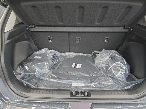 New 2026 Hyundai Venue SEL FWD image 13