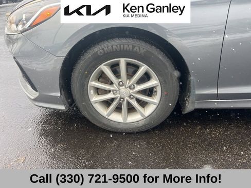 Used 2019 Hyundai Sonata SE image 16