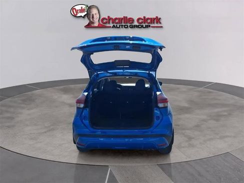 Certified 2024 Nissan Kicks SV image 5