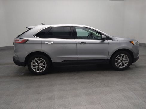 Used 2023 Ford Edge SEL image 10