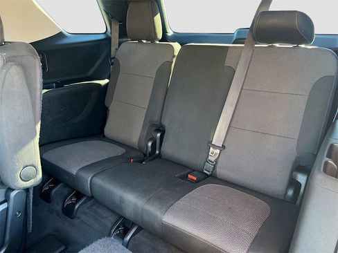 Used 2018 Chevrolet Traverse LT image 26